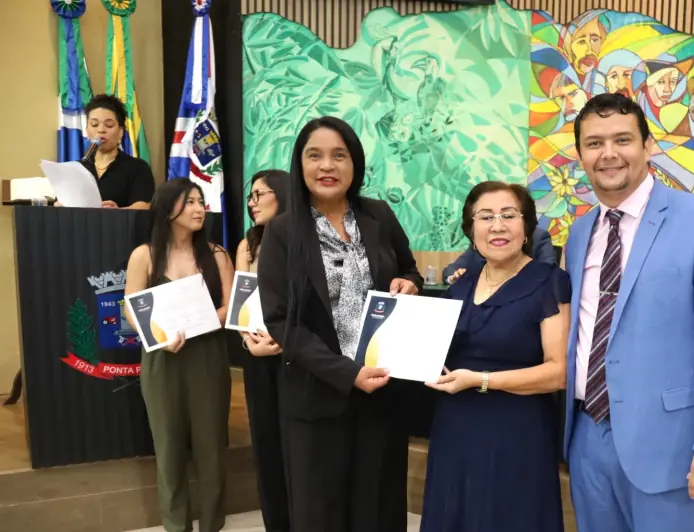 Câmara Municipal de Ponta Porã homenageia a Universidade Central do Paraguai em Pedro Juan