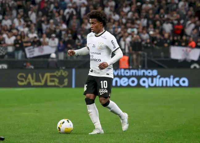 Willian abre mão de salários e acerta rescisão com o Corinthians