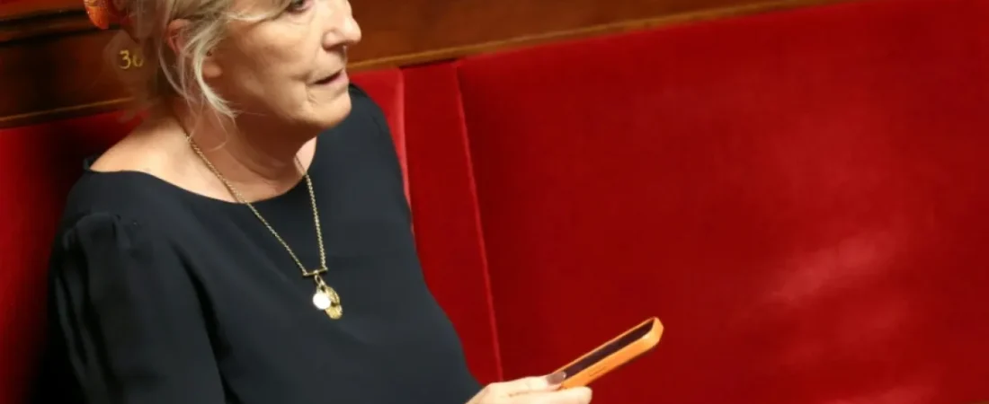 Denúncias de antissemitismo ameaçam estratégia de moderação de Marine Le Pen na França
