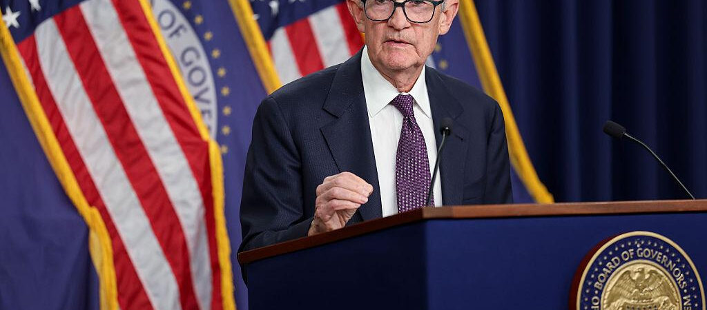 Mercados globais aguardam decisão do Federal Reserve sobre juros nos Estados Unidos