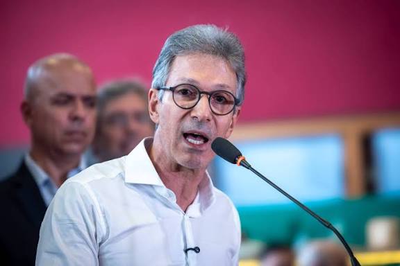 Romeu Zema propõe reforma da Previdência, privatizações e saída do Brasil do Brics