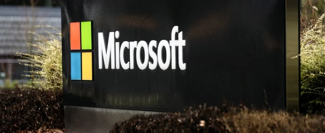 EUA suspendem Microsoft e outras empresas de tecnologia de programa de green card