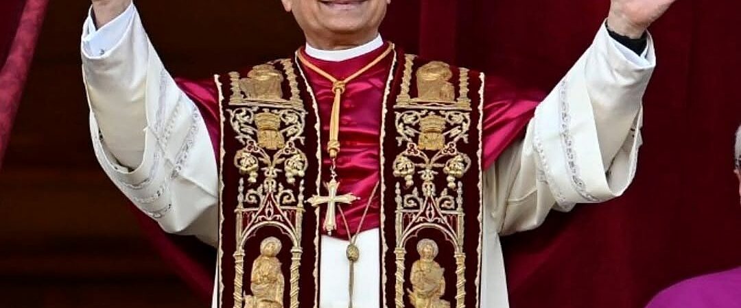 Papa Leão XIV divulga nova mensagem após diagnóstico de câncer e pede orações